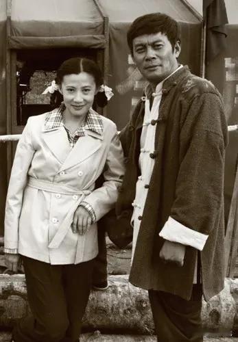 演员张光北说：2012年，我弄了一部戏，叫《山里媳妇山里汉》，我是制片人，同时我