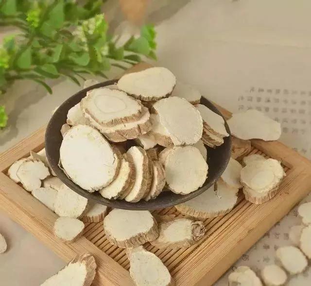 健康瘦身：这个秋天，轻松享“瘦”不伤身

随着秋风渐起，你是否也开始为夏日的赘肉