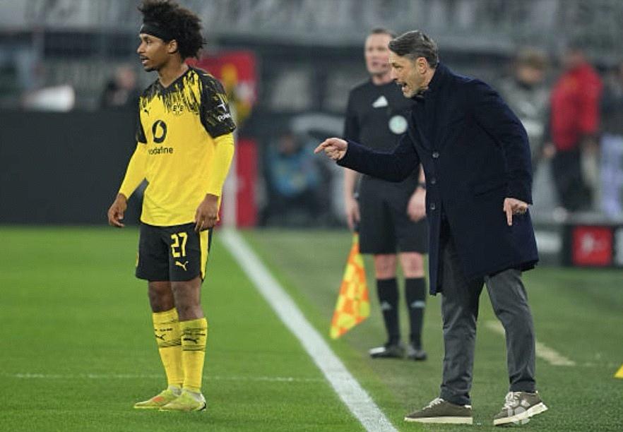 年轻人脾气就是爆啊！多特蒙德主场2-0战胜门兴，排名上升到德甲第二，球队赢球本应