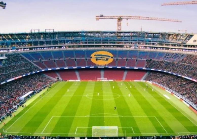 诺坎普完工后座位数会超过10万人，准确的说是10万零400，这也将超过温布利和伯