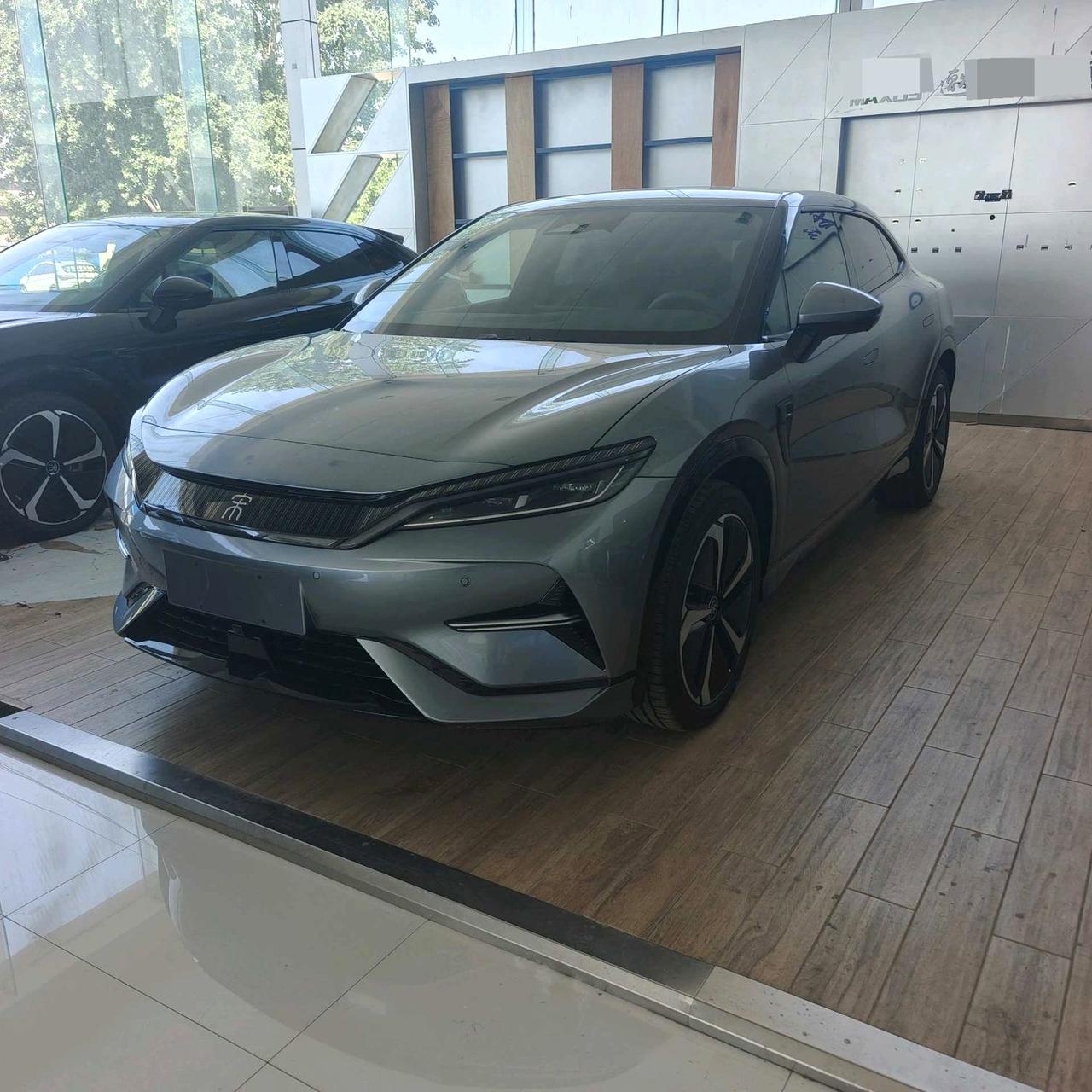 库存新车
比亚迪 2025款 宋L EV 662km 超越型 全新车。未上户 裸