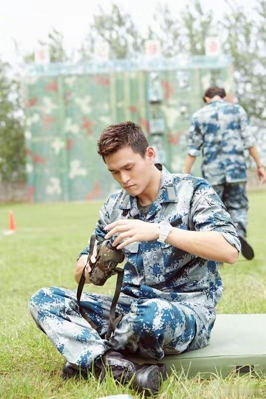 #孙杨 我的泳裤也没有干过# 纯真直率的孙杨让大家在艰苦的训练后放下紧绷的情绪，