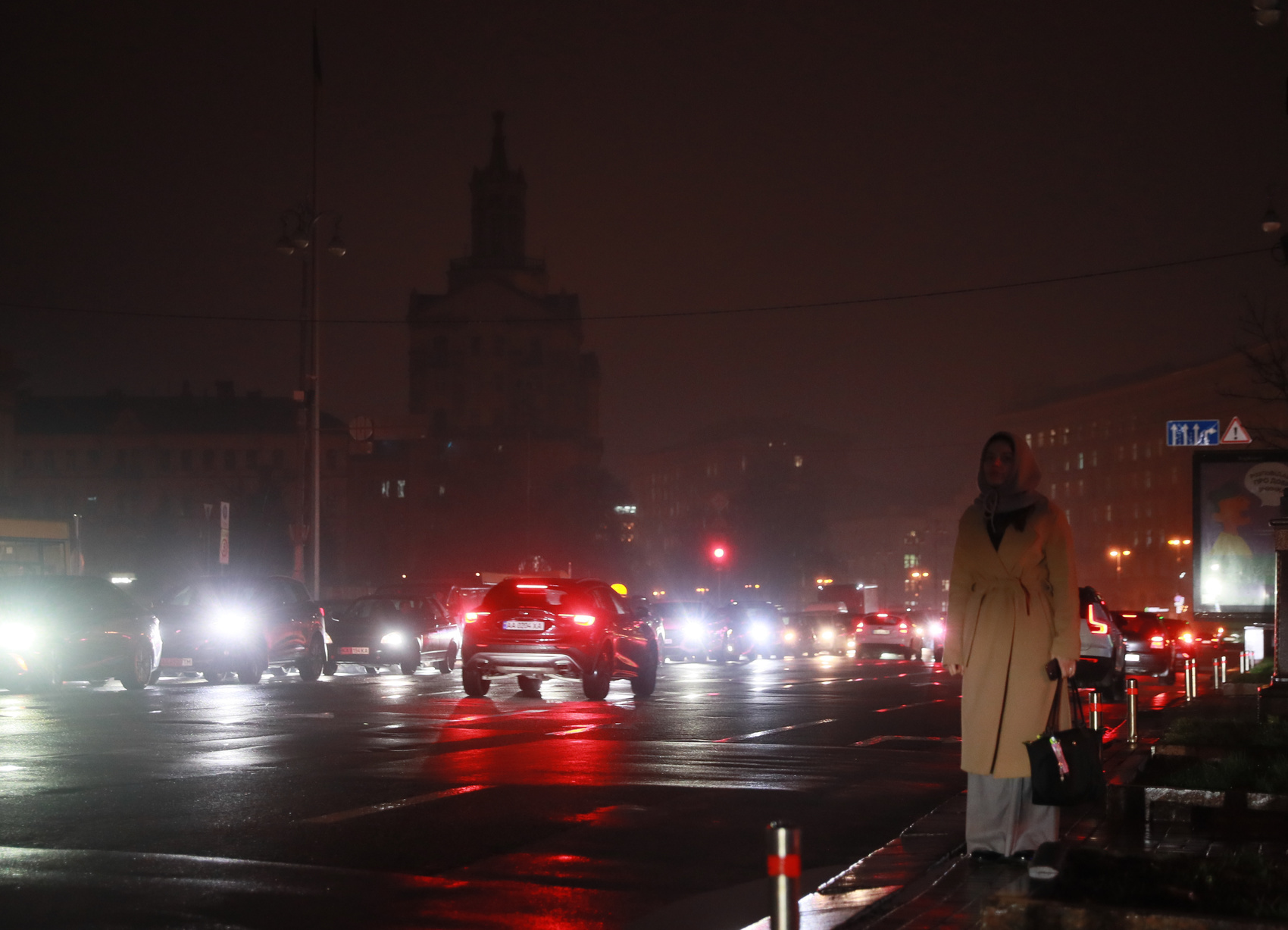 俄罗斯国防部近日发布战报称，俄军使用高精度武器及高超音速导弹对乌克兰多家军工企业