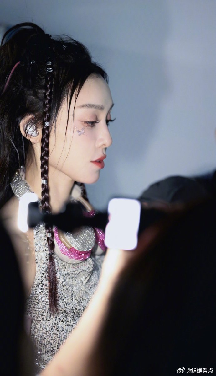 范玮琪 天后回归 从放不开到从容掌控全场，一路打磨进步，妥妥天后强势回归浪姐直播