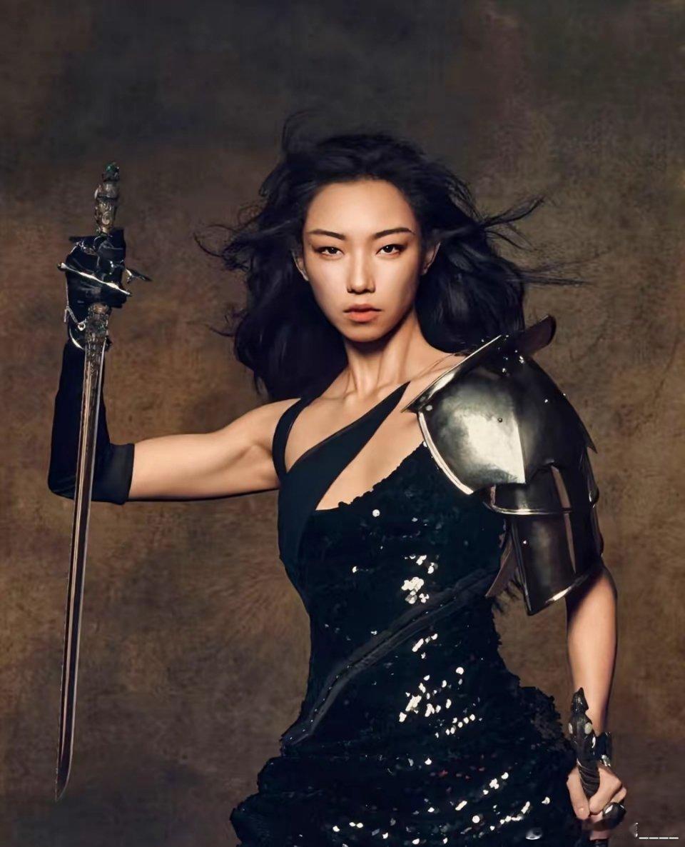 内娱第二个“董小姐”出现了，那就是那尔那茜，​要不是她，我相信很多人都不知道“定