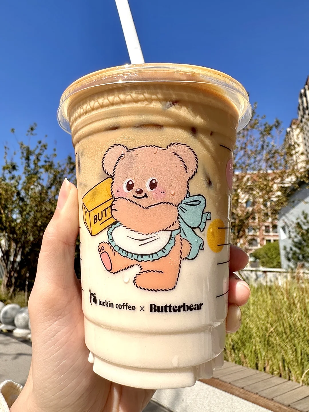 🧱买杯喝的哄自己上班