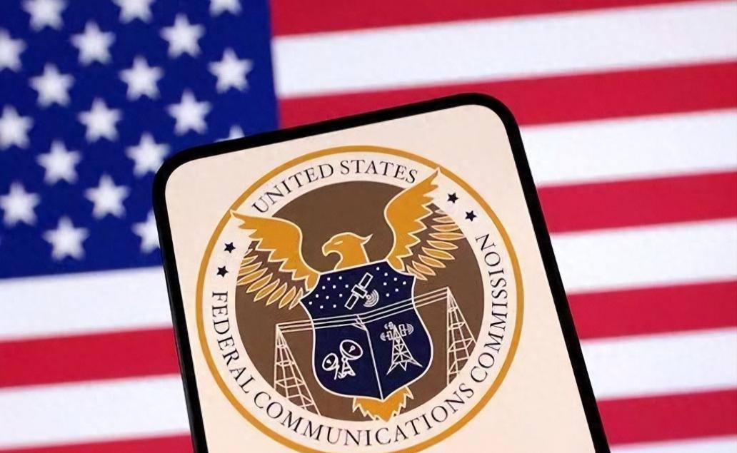 美国对中国下黑手，要做出一个重大决定。

美国联邦传播委员会（FCC）今天（美国