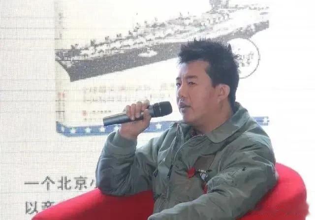 小伙加入美国海军服役4年，回国见到“辽宁”号，他只说了一句话

罗雪，作为土生土