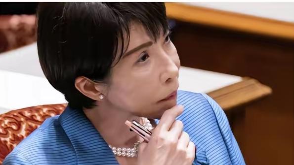 来自日本的酒井荣治公开表示，高市早苗高喊在南鸟岛可以开采稀土，但即使这些稀土能够