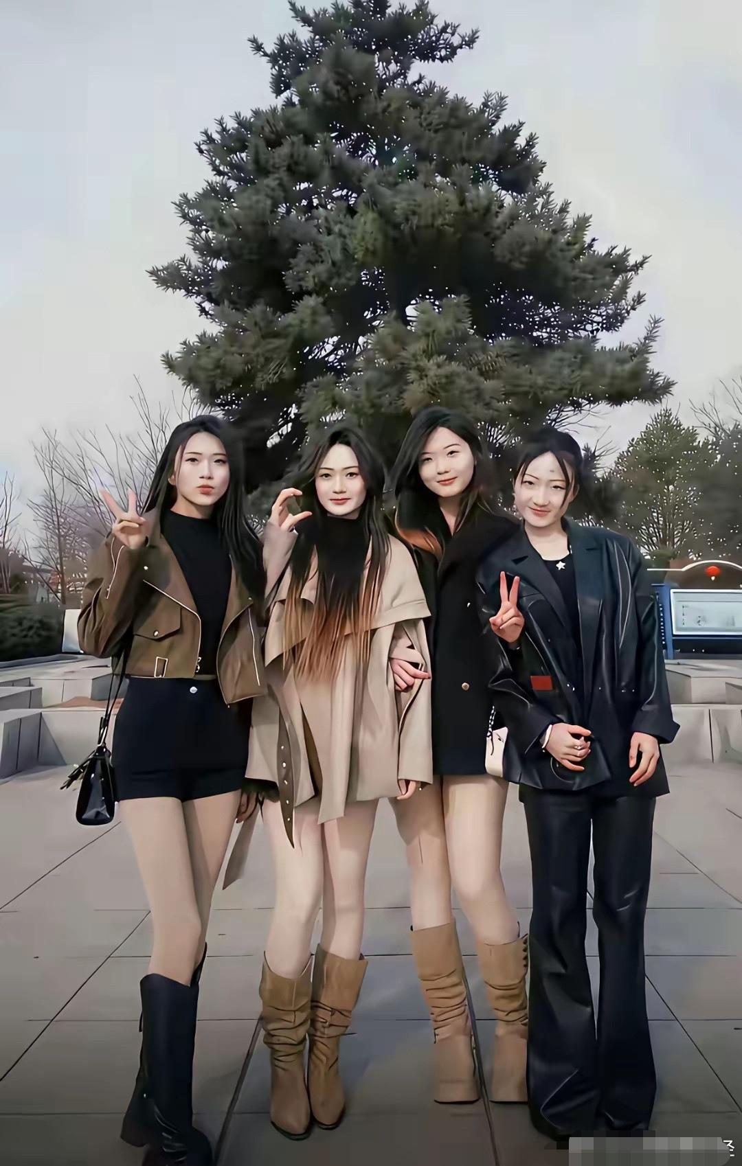 她们4人中，哪一个气质和形象最像《倚天屠龙记》中电视剧的周芷若呢？

敢爱敢恨，