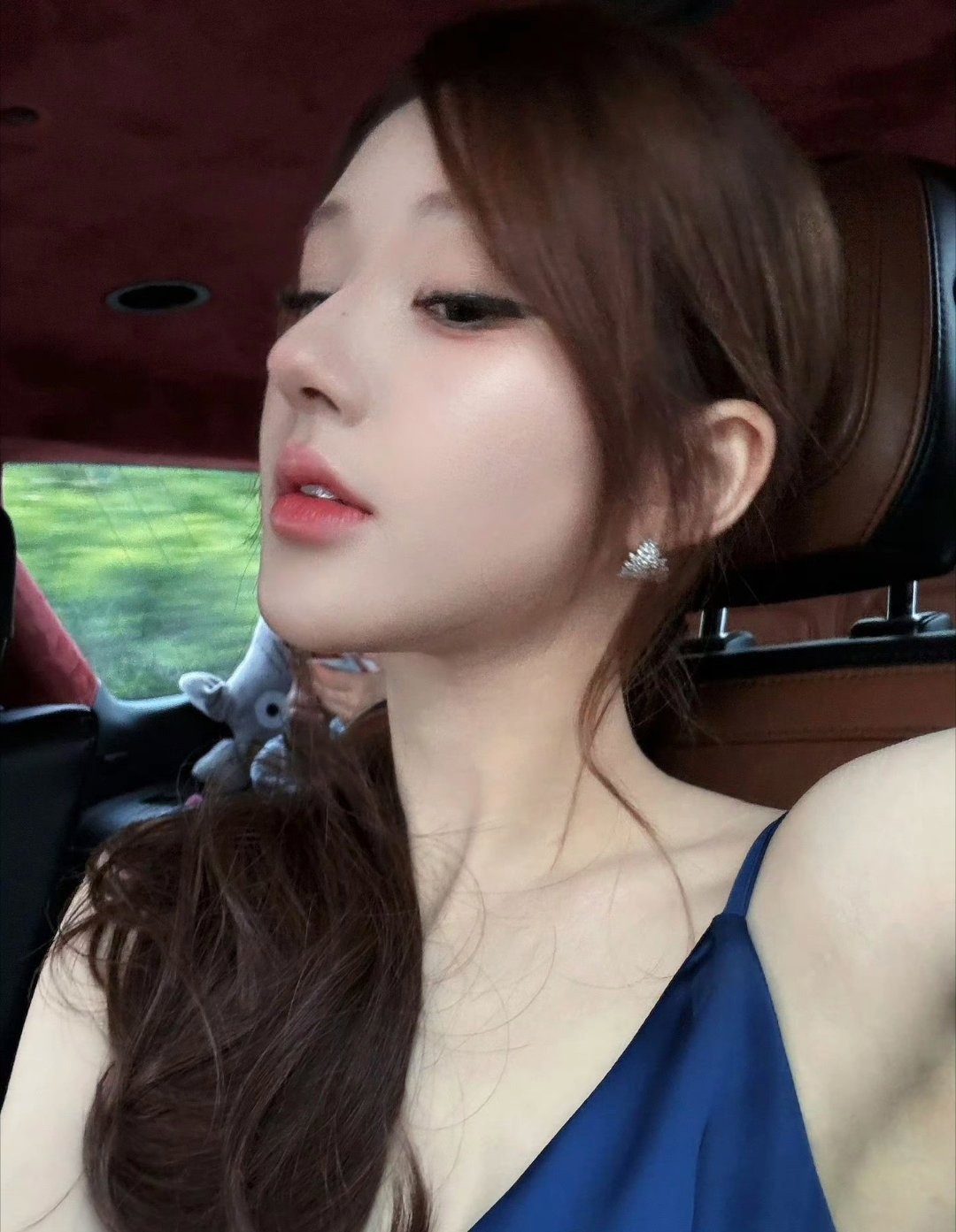 赵露思今日自拍营业，也太美了