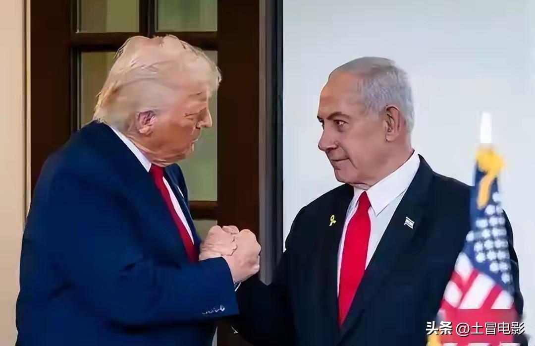 太尴尬了！2026年2月28日，美国和以色列联手对伊朗发动军事打击，特朗普政府称