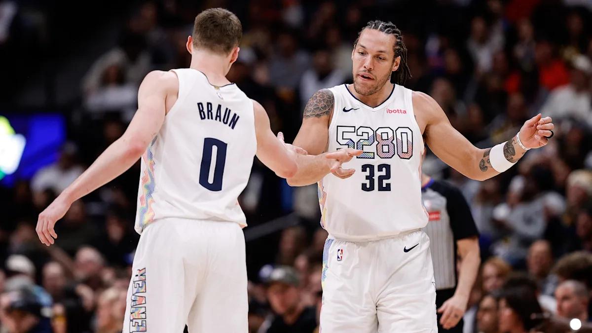 掘金官方将阿隆·戈登和克里斯蒂安·布劳恩列为周日对阵篮网比赛的“出战成疑”状态。