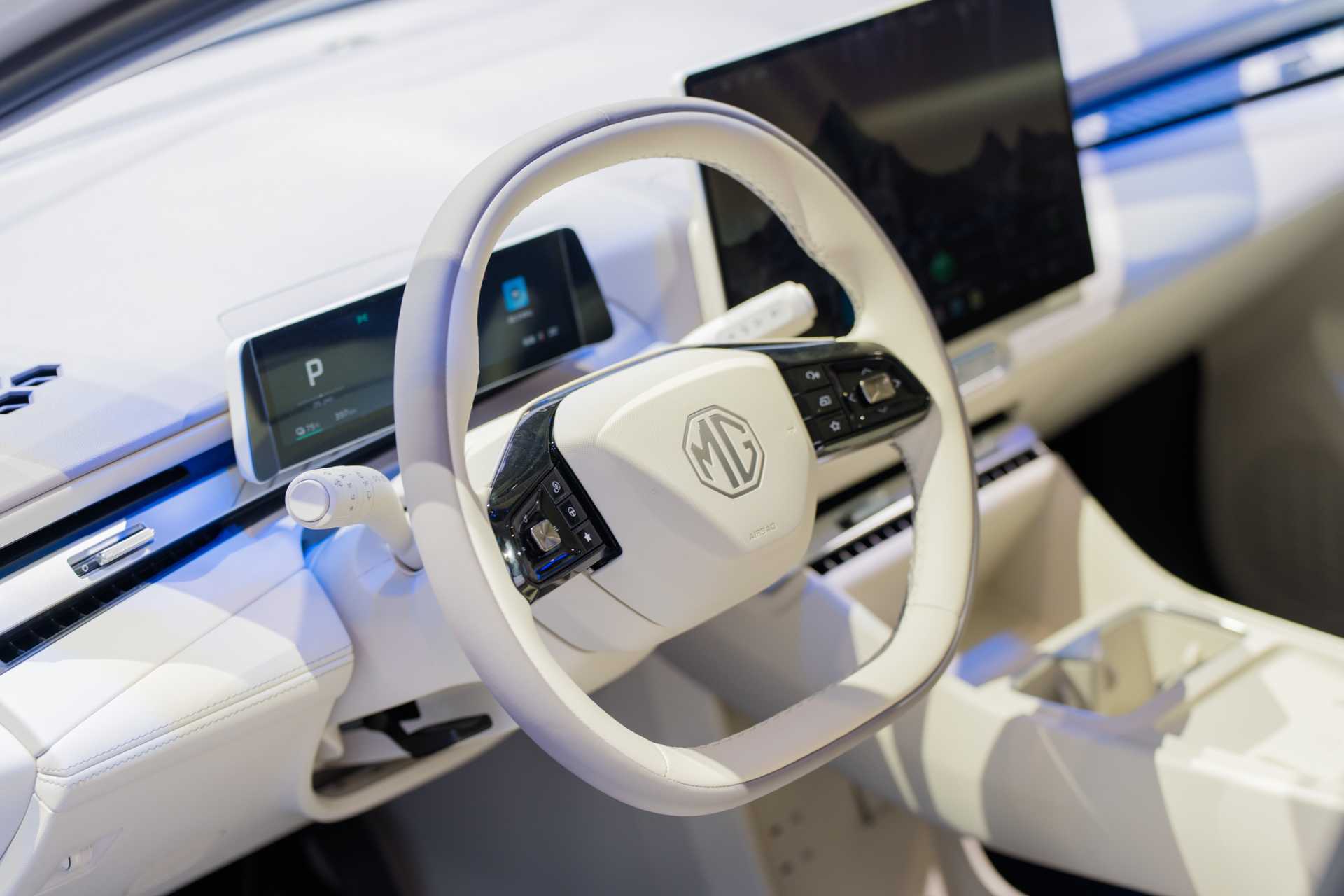 几万块能买什么车？这台就是……MG4性价比卷王MG4更卷了6.58万起