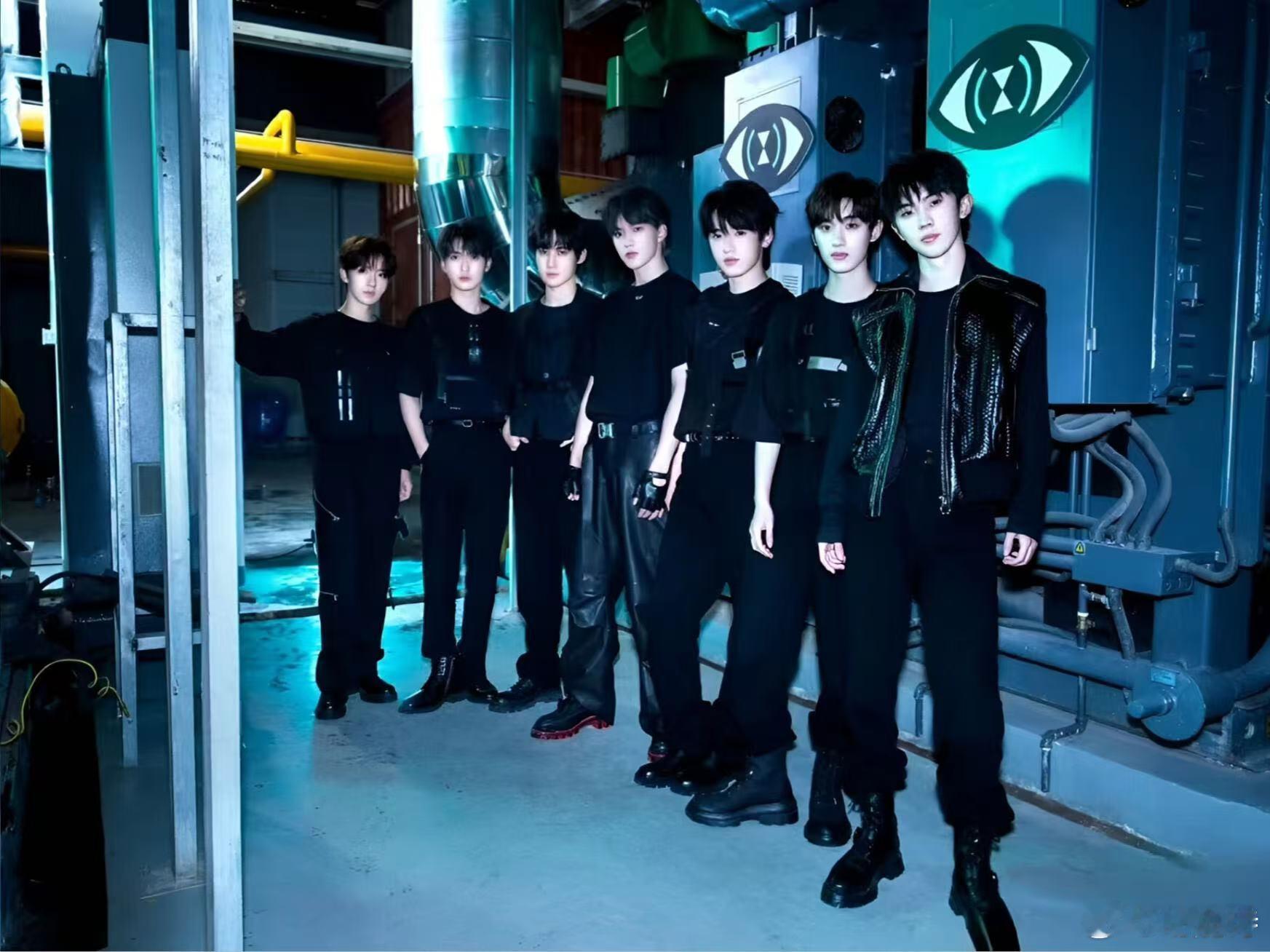 时代峰峻三代都上过全员加速中 TFBOYS的青春热血、时代少年团的智慧过关，三代