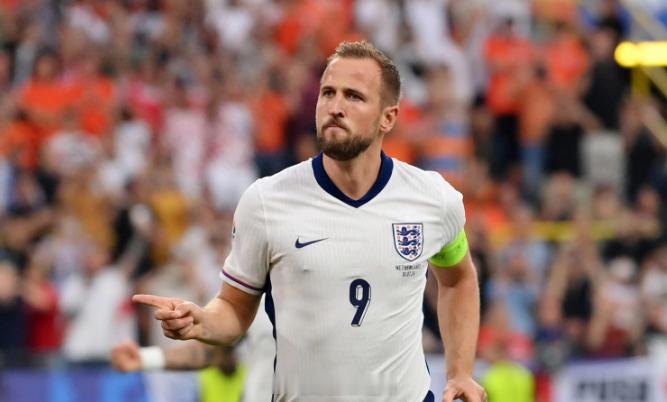 #荷兰1比2英格兰# 最后时刻英格兰绝杀荷兰！咱们方向 格局 比分再次大三元！！