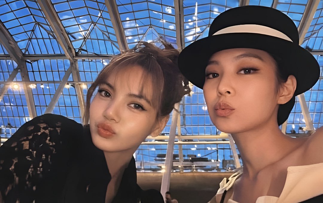 【twi】LISA & JENNIE 