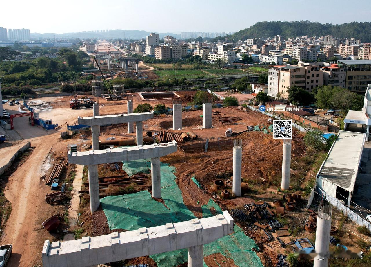 2026年1月最新航拍！惠州1号公路（原北环大道段）横跨京九铁路、惠州大道
新年