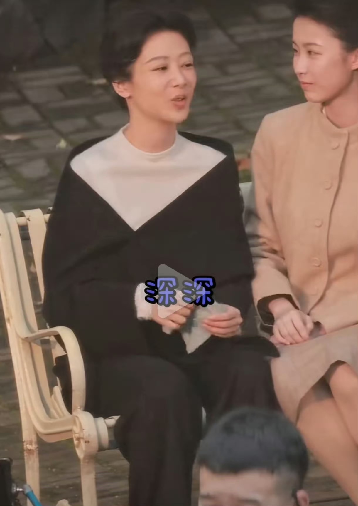 杨紫老年妆路透 