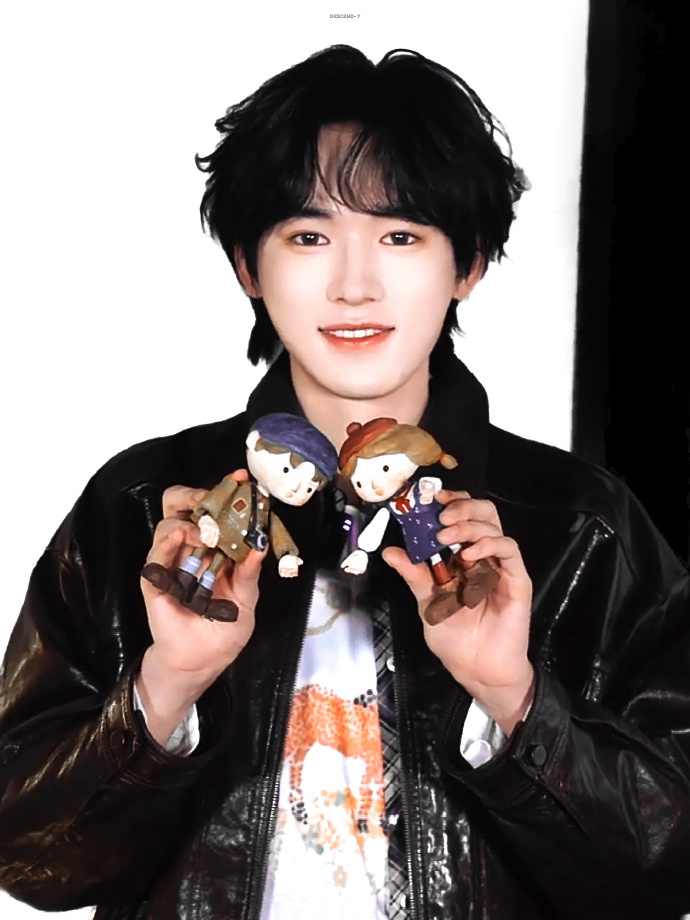 吴彤用近一分钟介绍宋亚轩吴彤说宋亚轩为国粤无双做了很多准备 吴彤导演的偏爱都快溢