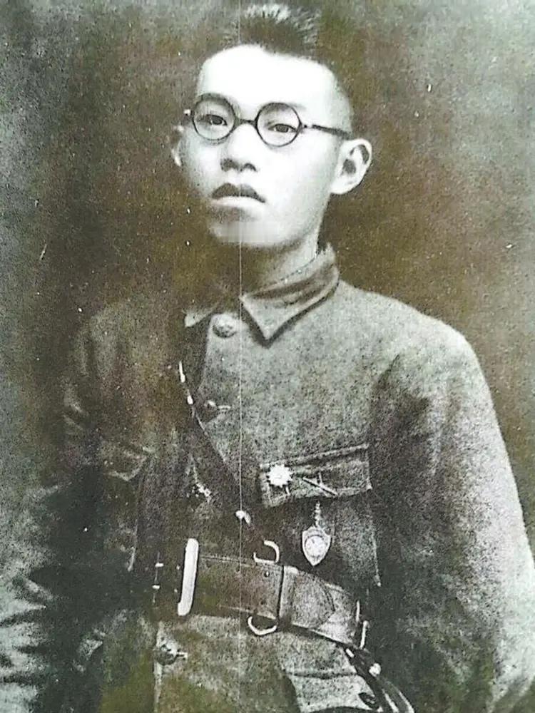 陈毅安（1905年1月12日-1930年8月7日），又名陈斌，出生于湖南省湘阴县