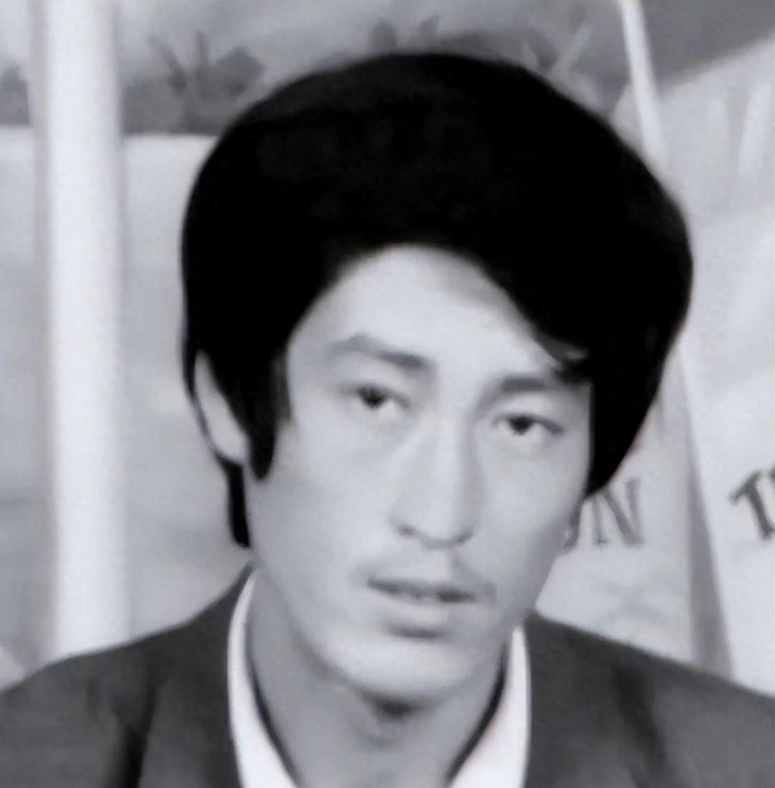 我最近看了个案子，心里堵得慌。刘凯利，一个水泥厂工人，1996年家里存折被偷，他