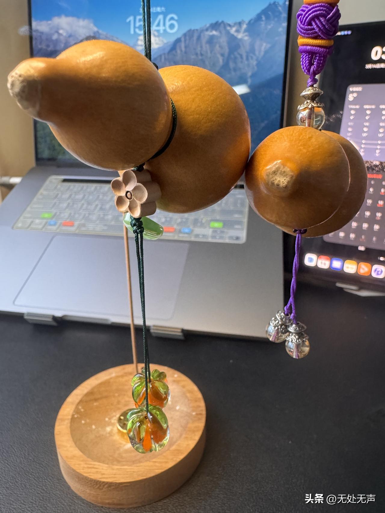 今日很闲，很闲。平时忙着工作，忙着挣钱，天天都想睡懒觉，想躺在床一动不动。休息了