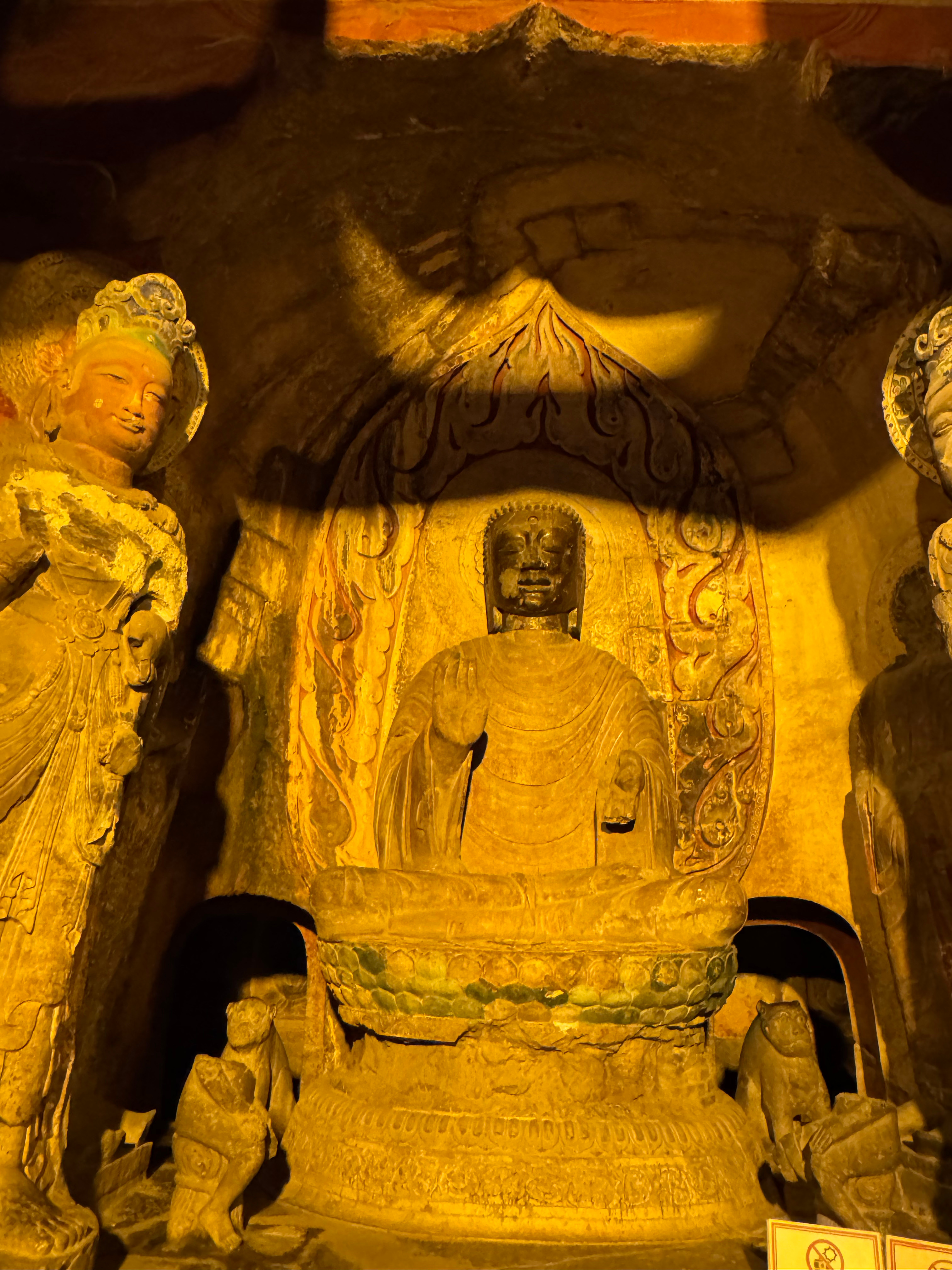 响堂山石窟 文物[超话] 中国传统文化 邯郸·邯郸北响堂山石窟[地点] 北齐皇家