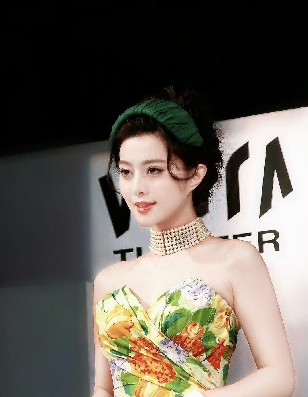 范冰冰  花团锦簇💐 ​​​