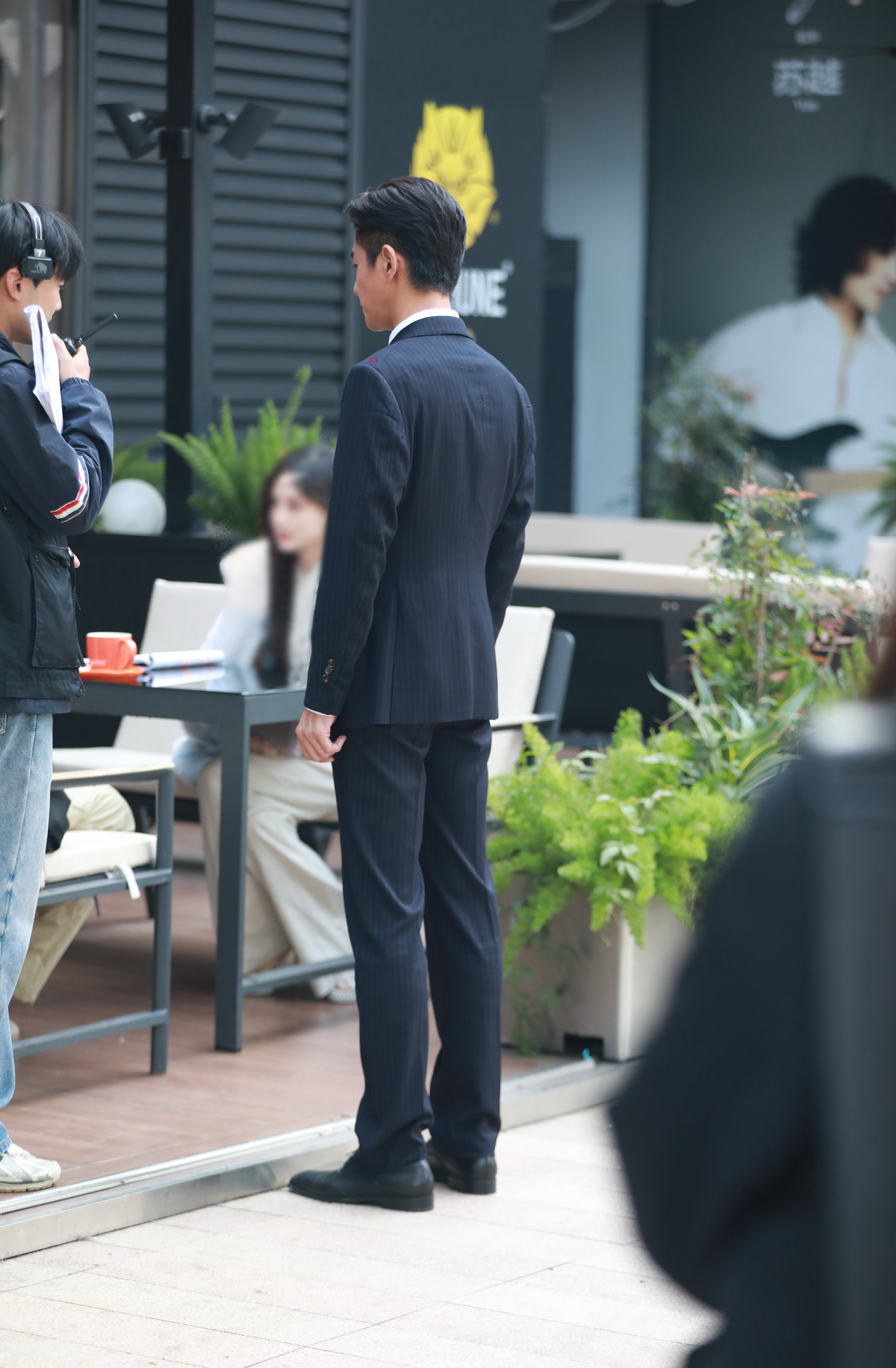 乔振宇  发一组狄总后脑勺乔振宇美人余乔振宇狄立人