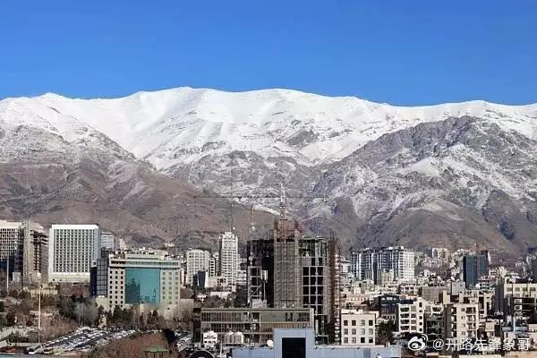 当地时间7日晚，伊朗外交部发表声明，谴责美国官员就伊朗内部事态发展发表的干涉主义