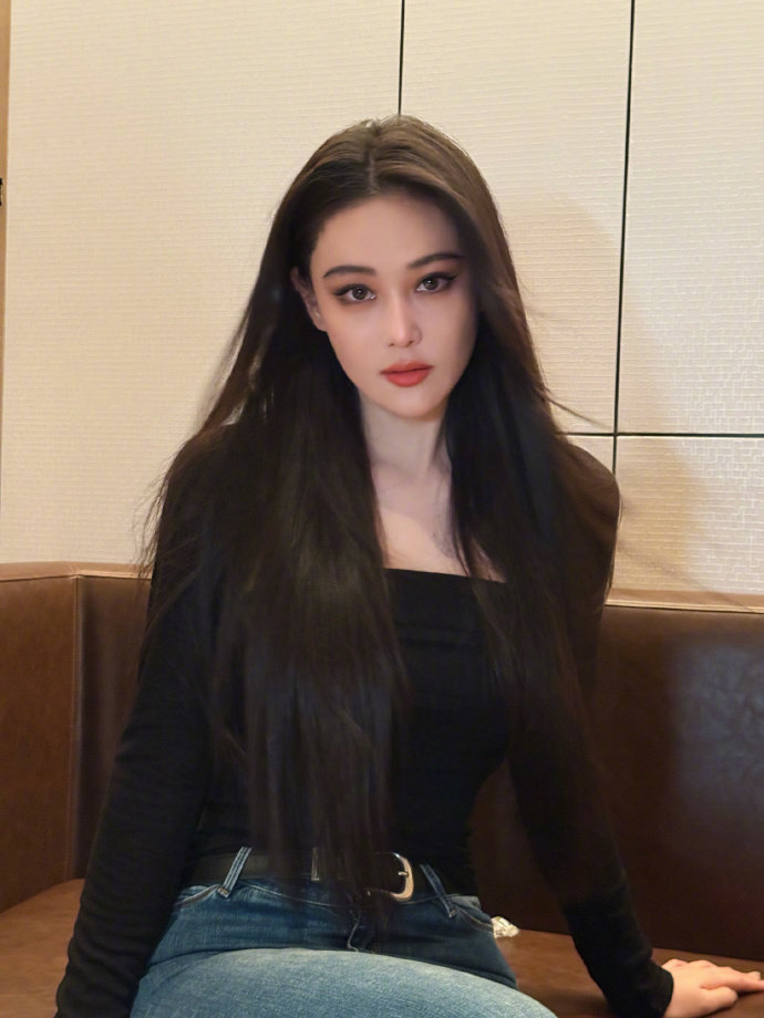 张馨予说自己像布偶猫张馨予布偶猫塑 张馨予布偶猫塑 ​​​