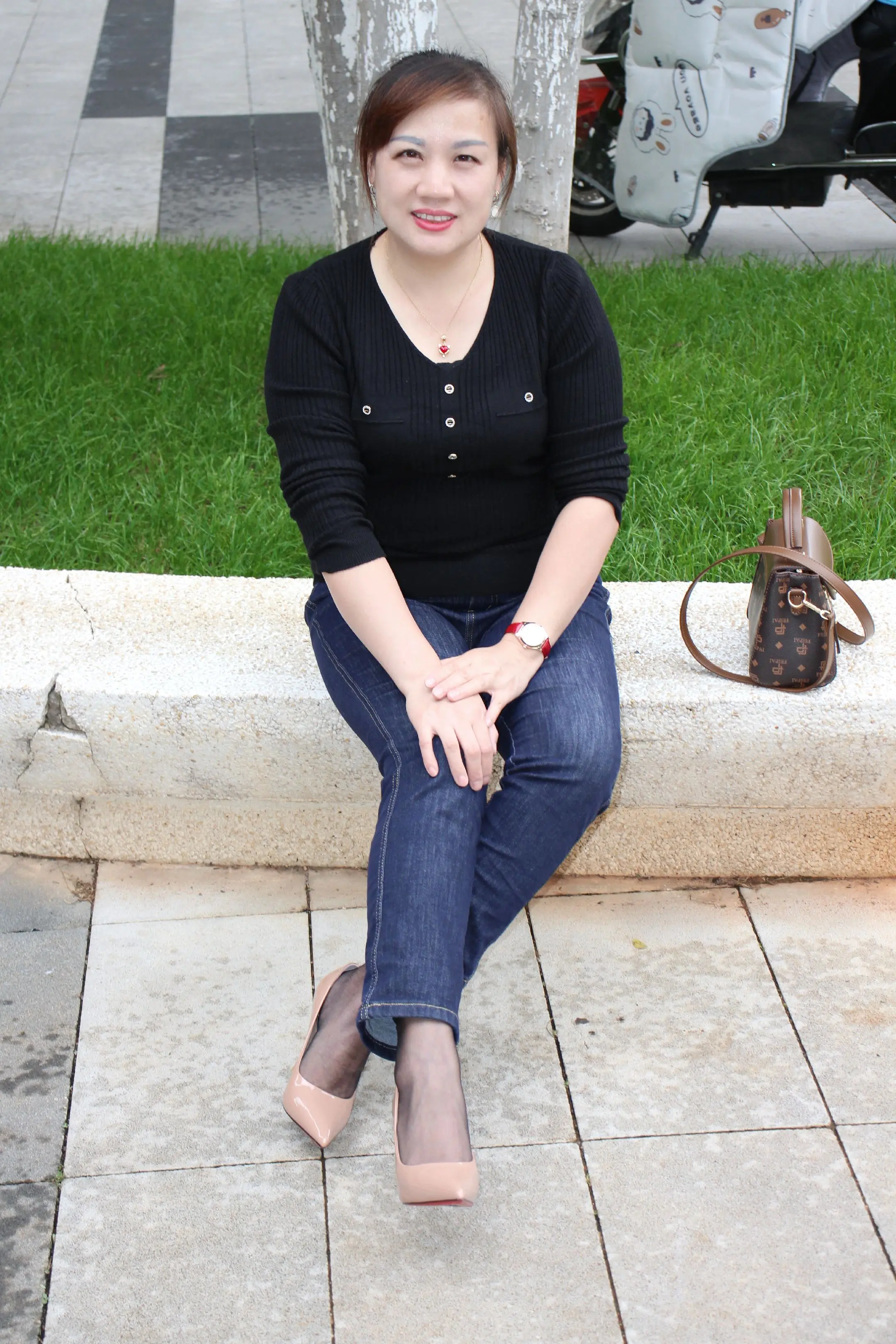 最好的时光在路上，一路向阳。旅行是对平淡生活的一次越狱。