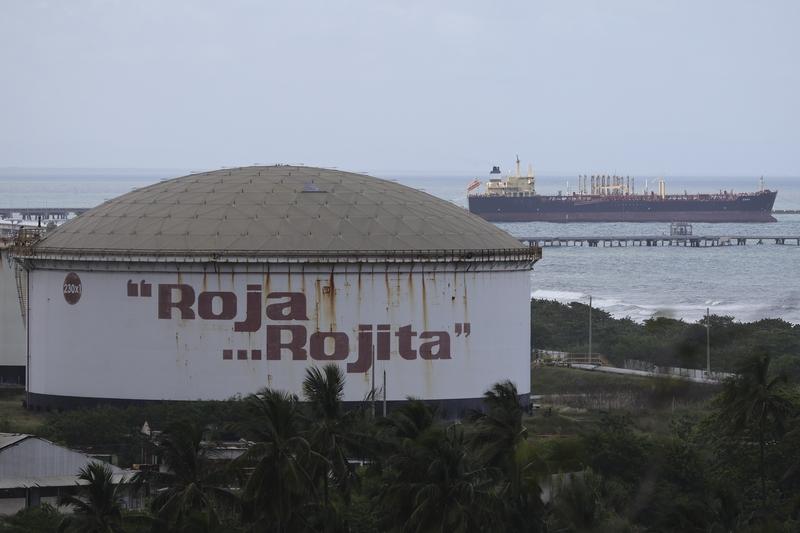 美国这意图还不明显嘛，就是冲着石油去的。当地时间1月6日，特朗普宣布委内瑞拉临时