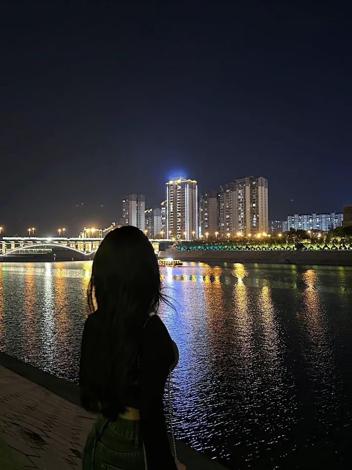 被催婚5年，我终于明白：女生不结婚，才是真的赢了
被催婚催到崩溃，我终于活明白了