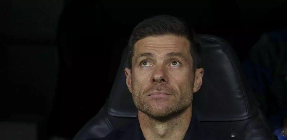 北京时间今天凌晨，皇马在欧冠主场1-2不敌曼城。前法国球星亨利在接受CBS体育采