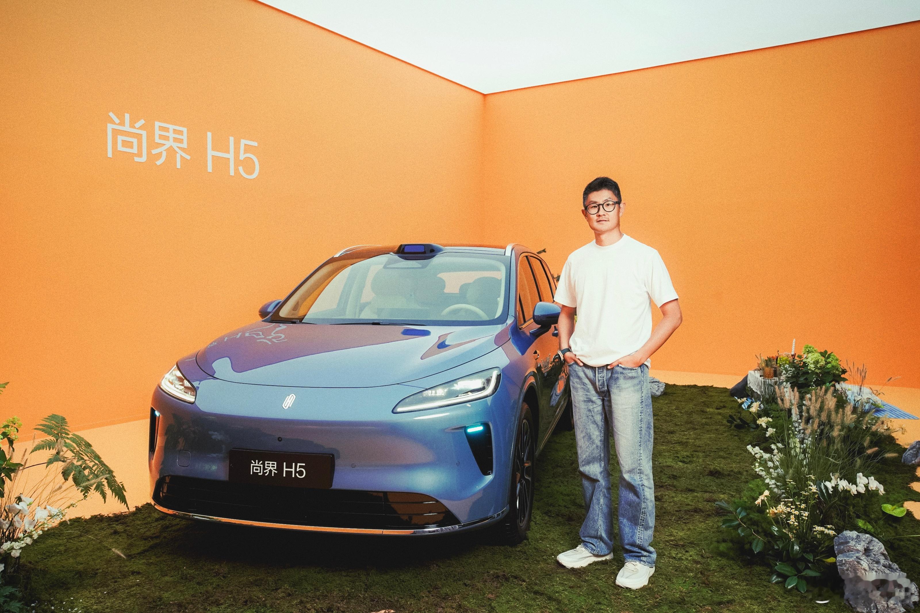尚界H5，上汽+华为联合打造的鸿蒙智行“第五界”，明天要公布小订价格了。 ​​​