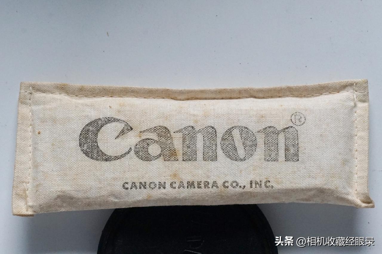 估计很多人没见过：原装的Canon干燥剂！


最近到手了一台算是全包装的日本C