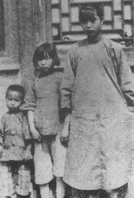 16岁扛起全家！李大钊牺牲后，他的子女们活成了父亲最想看到的样子
 
1927年