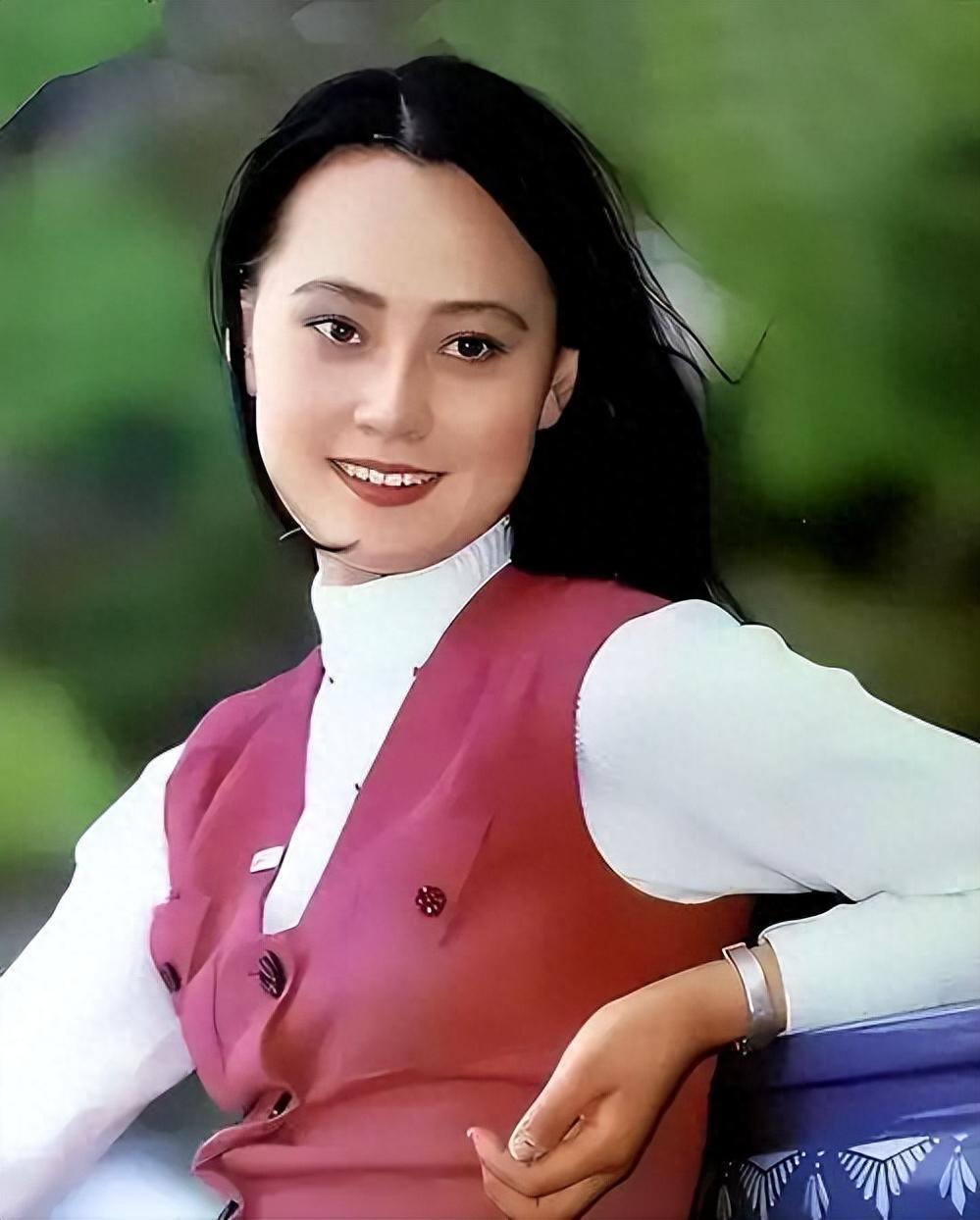 抛弃重病丈夫，甩掉著名导演，
55岁再嫁比利时豪门的她现状怎样了

21岁嫁42