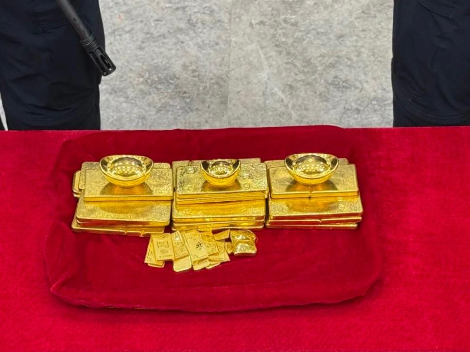 这案子真的刷新认知！南京警方刚刚破获国内最大黄金盗窃案，27 公斤黄金、价值 2