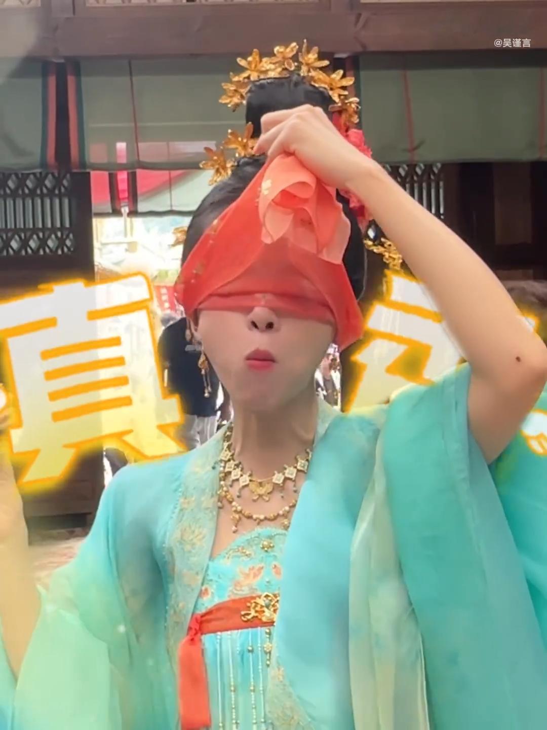 吴谨言御廷瑶片场的一天vlog压力大的可以来看看孟廷辉吴谨言带来孟廷辉片场日常，