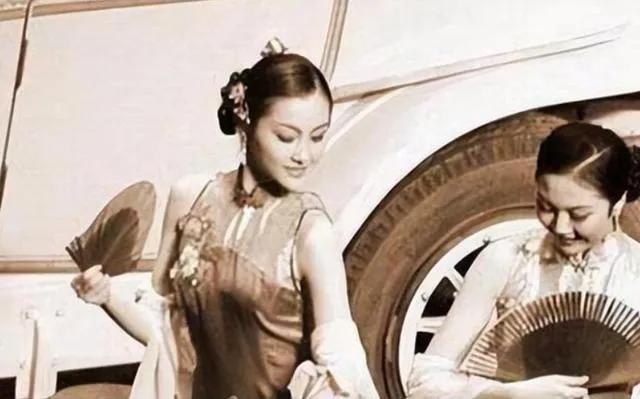 1936年，袁世凯女儿大婚。洞房之夜，新郎发现她不是“处子”之身，就愤怒地大骂一