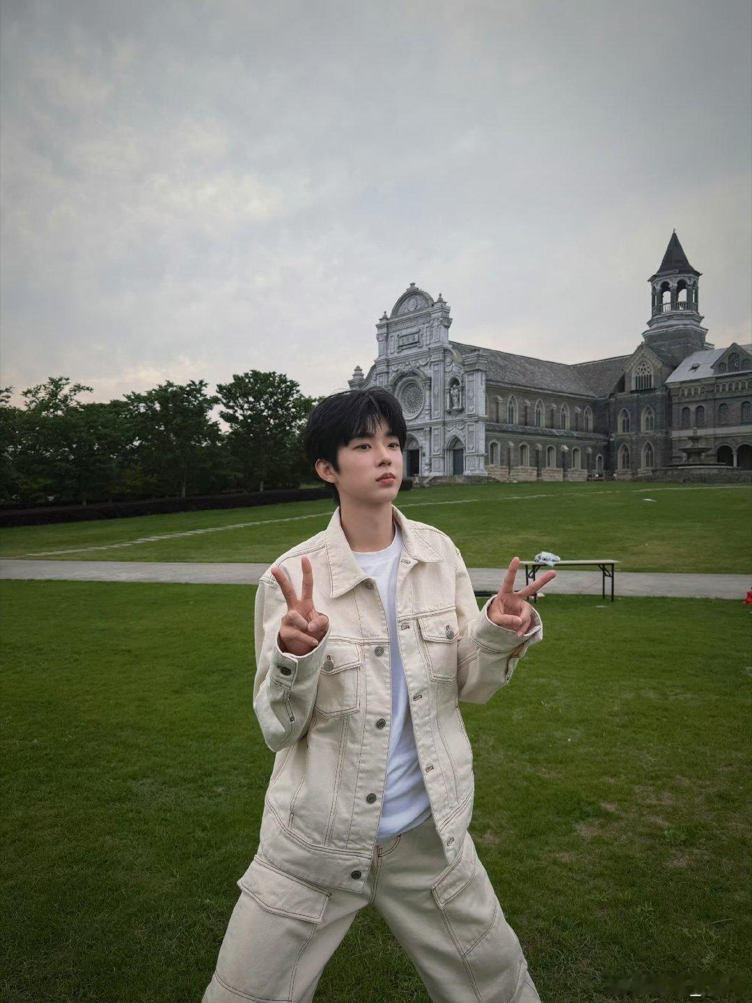颜凯｜男孩，耐心一点，一路成长吧！从取消全部外赞一步步学习取消内赞，虽然还没学会