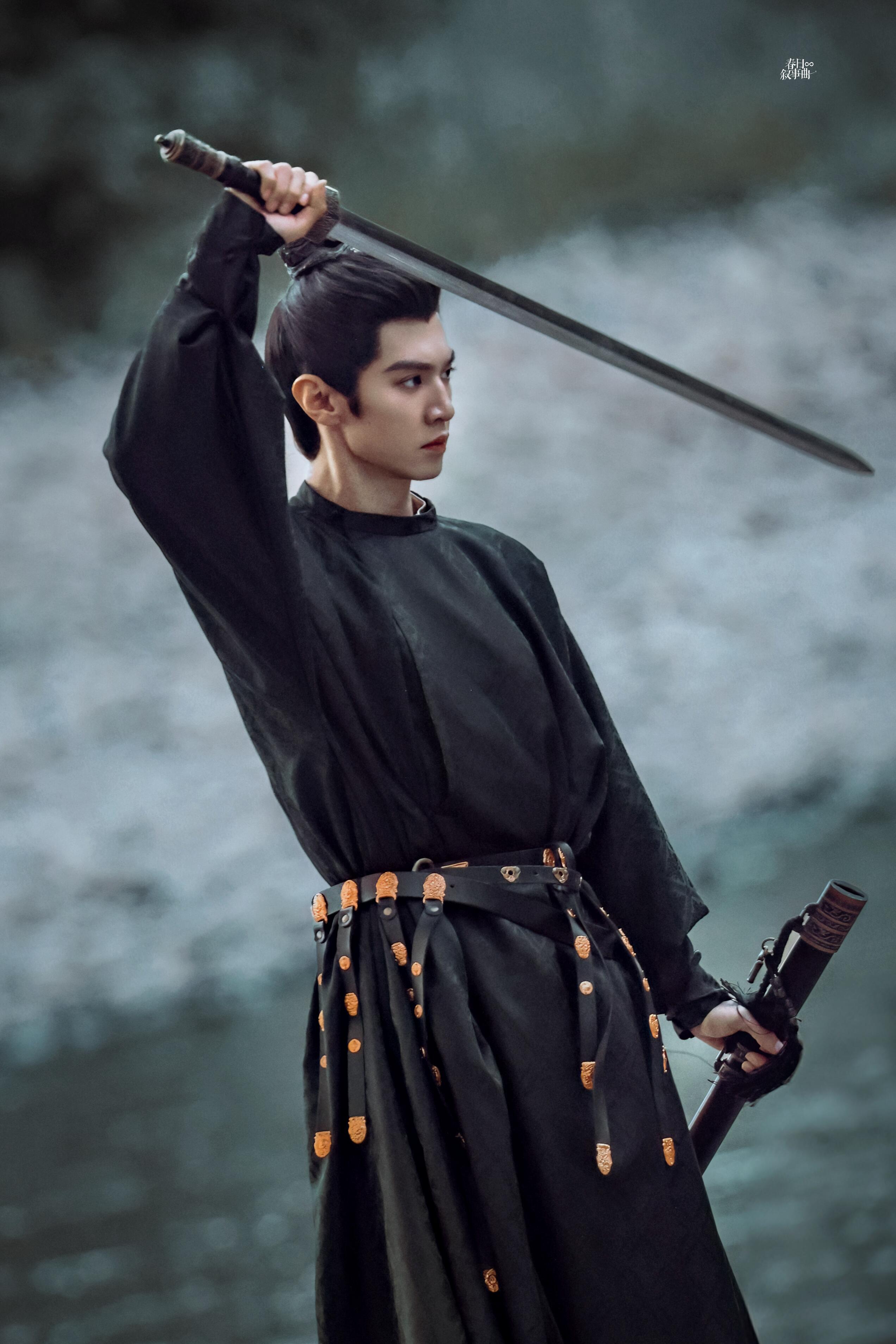 意斩春秋，剑撼乾坤 ​​​