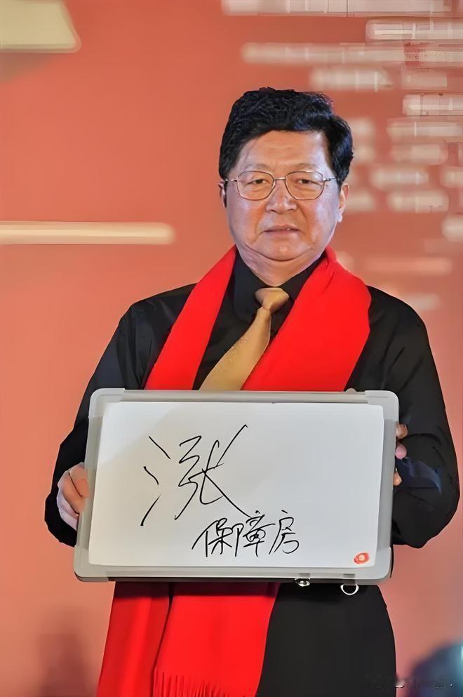 “专家”靠谱吗？为什么孟晓苏一直喊房价要涨，而事实上这几年房价一直在跌。如果这样