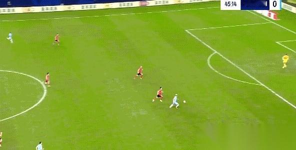 下半场哨一响，duang，球进了。
就这股劲儿，服不服？
有时候看球，看的不是输