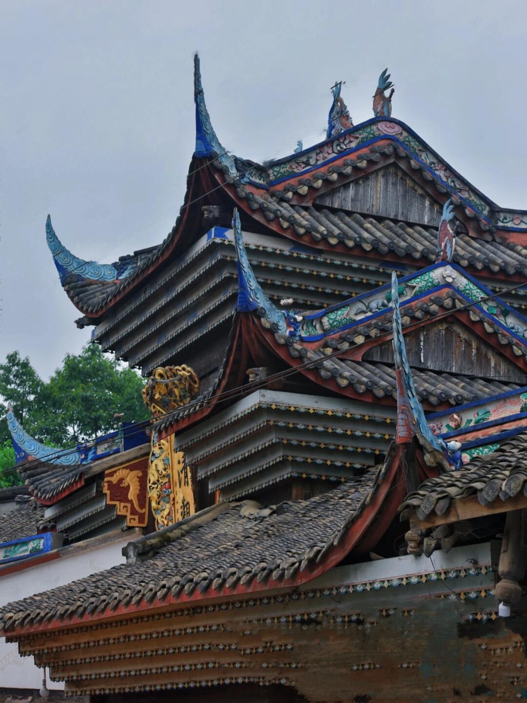 这可能是成都唯一拥有戏台和川剧表演的道观