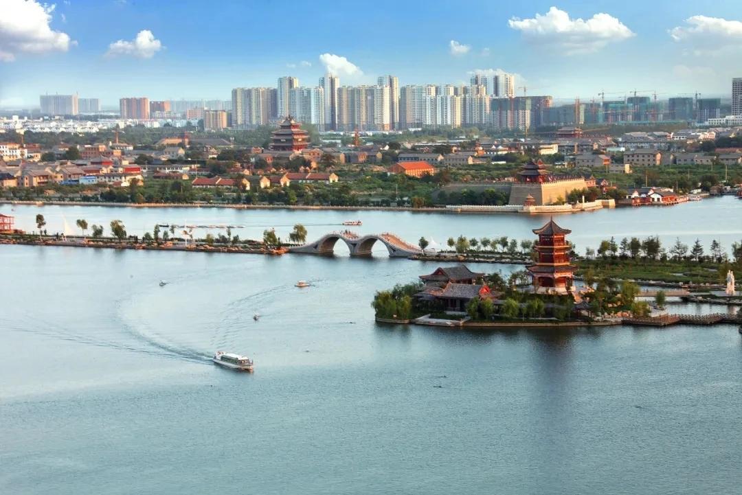 看聊城新闻网消息，未来五年，聊城正以“十五五”规划为蓝图，向着现代化“两河明珠”