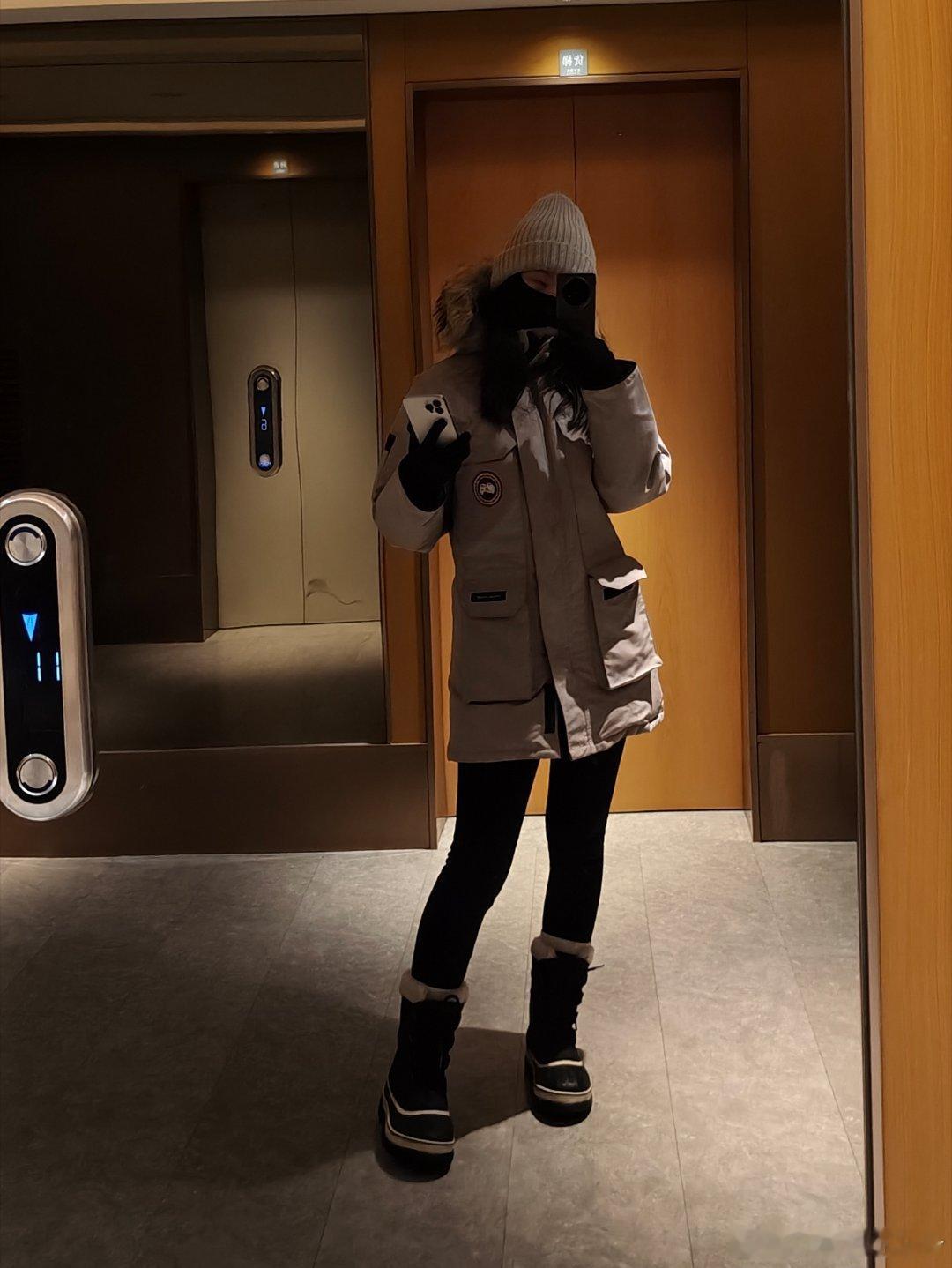 到哈尔滨了！今天暖和，只有-14度你们说晚上一个人吃点啥呢 